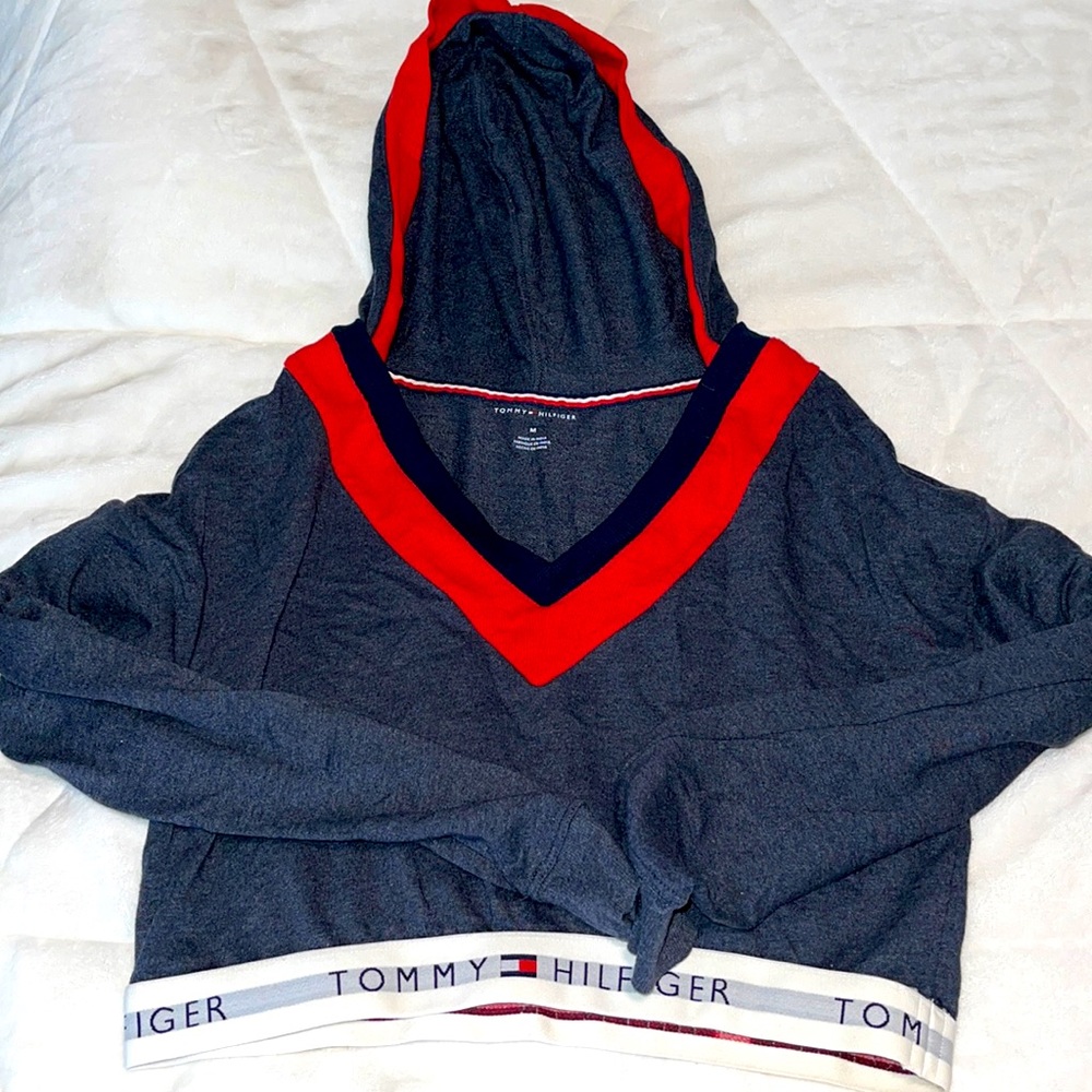Tommy Hilfiger cropped hoodie